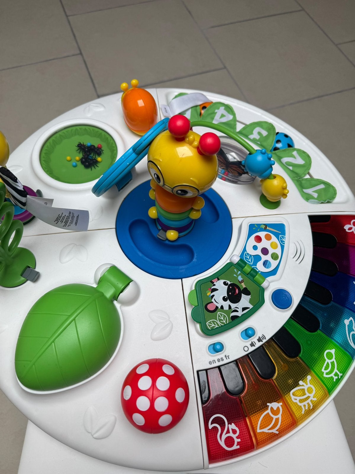 Table d'activités 4-en-1 Baby Einstein Around We Grow, Kinderen en Baby's, Ophalen, Zo goed als nieuw