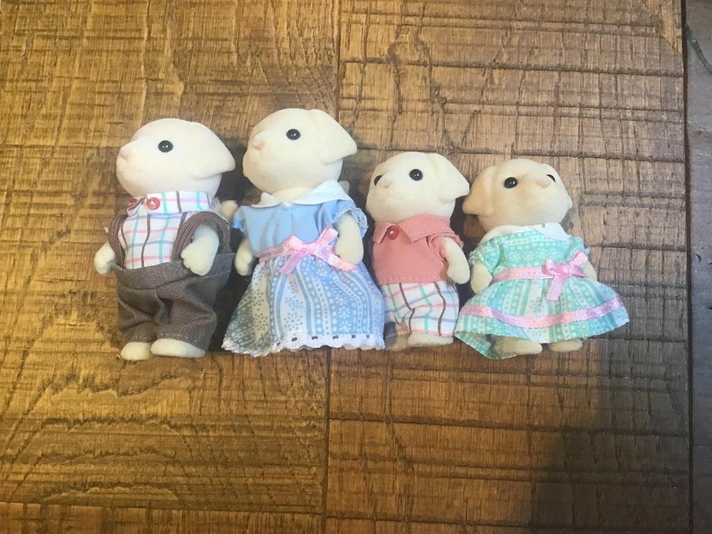 Sylvanian families Labrador familie, Enlèvement, Comme neuf, Poupée de maison de poupées
