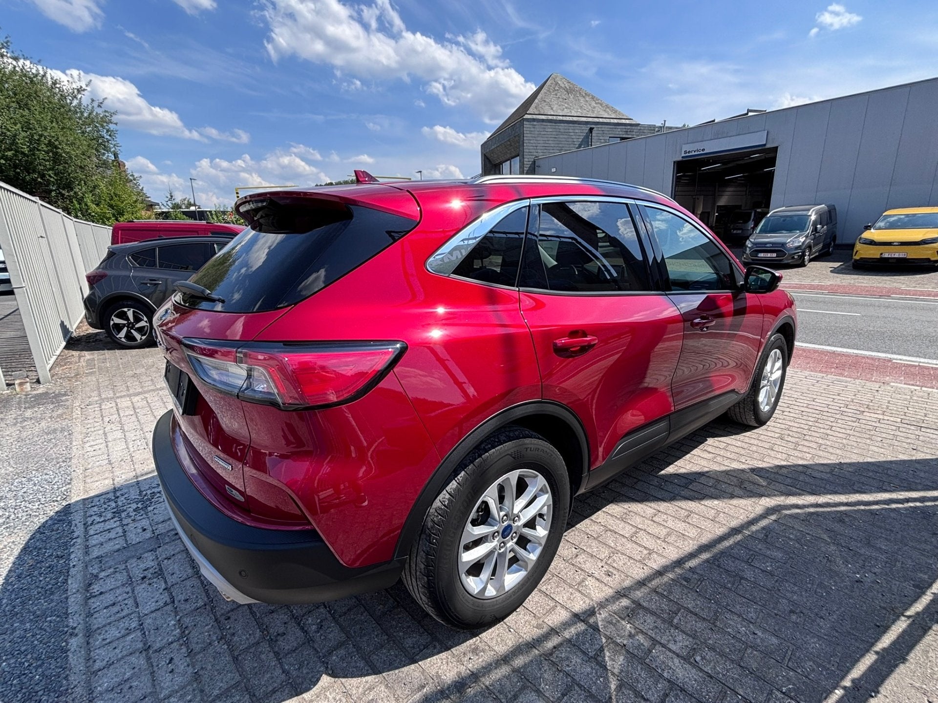 Ford Kuga TITANIUM 2.5 FHEV AUT (bj 2024, automaat), Auto's, Ford, Automaat, 118 g/km, Stof, Gebruikt