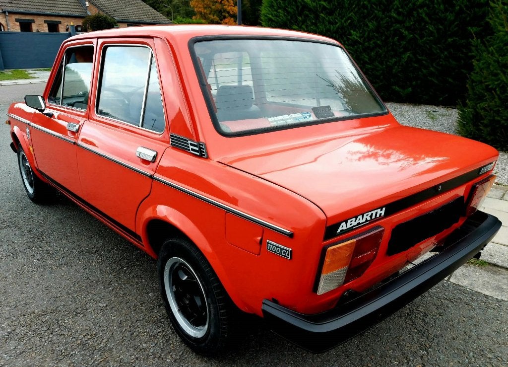 FIAT 128 C L, Autos, Rouge, Achat, 4 portes, Boîte manuelle