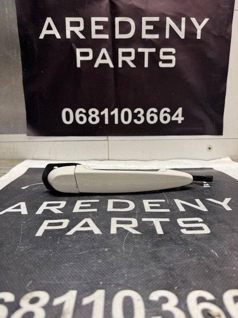 BMW 3 Serie E90 E91 Deurgreep Rechts Voor 218 Alpin Wit II, -, Droite, Utilisé, Porte