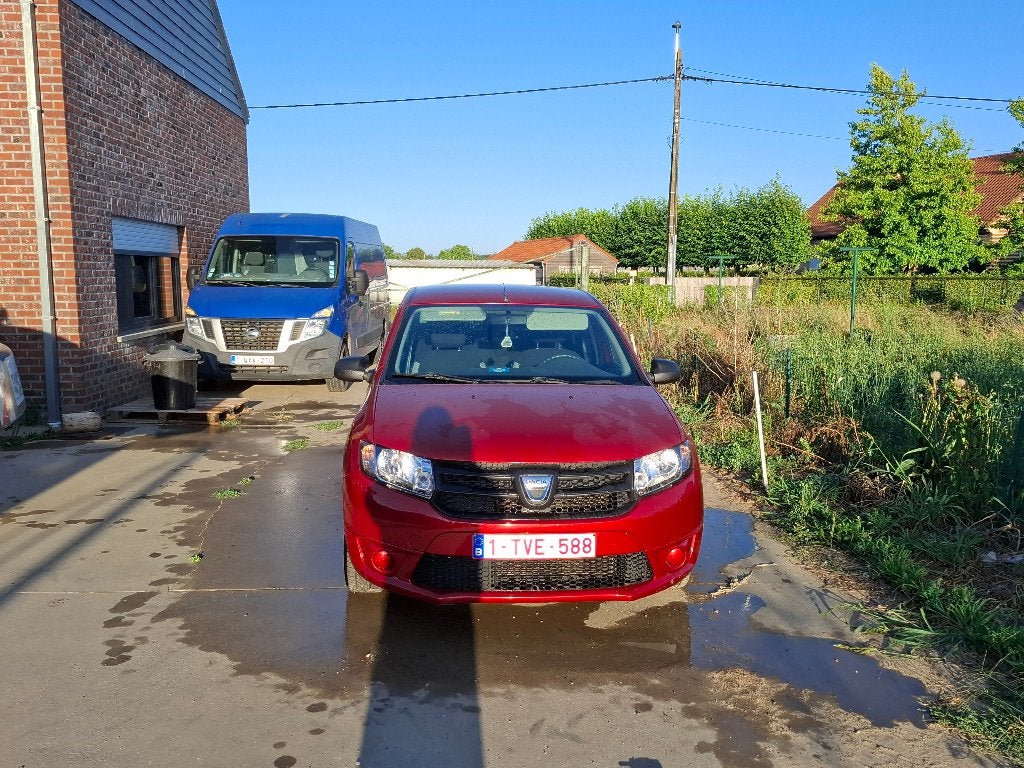 Dacia Logan te koop, Auto's, Dacia, Voorwielaandrijving, Stof, Zwart, 4 cilinders