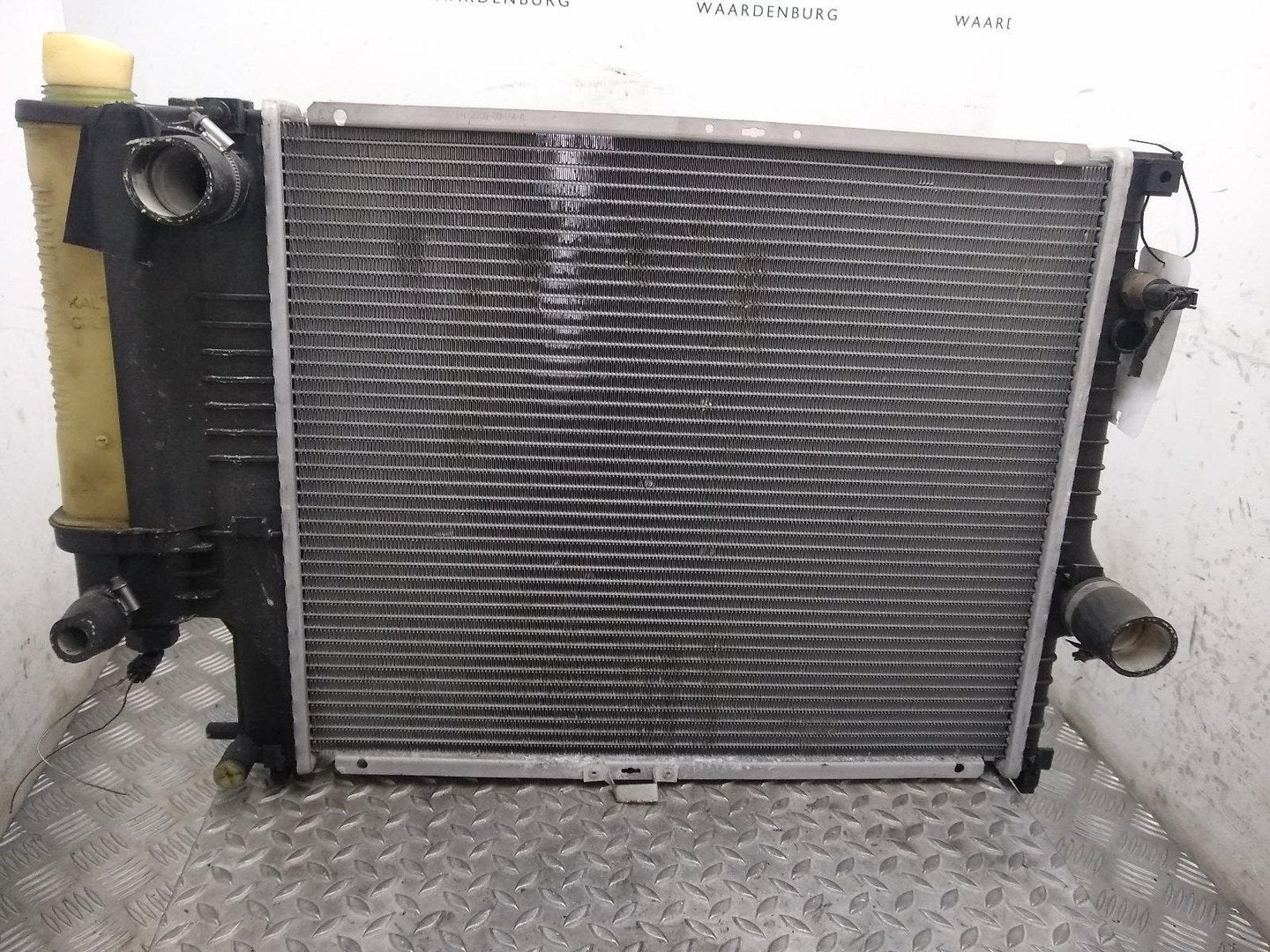 BMW 5 SERIES 528IA RADIATEUR 1997, Enlèvement ou Envoi, Utilisé, ARN reconnu
