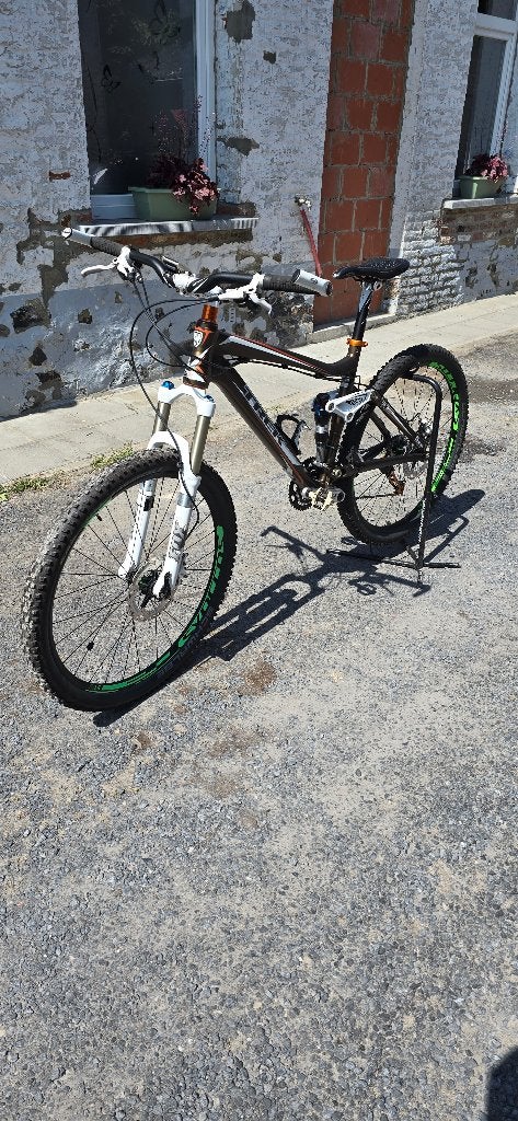 VTT Trek Fuel EX 9, Vélos & Vélomoteurs, Vélos | VTT & Mountainbikes, Comme neuf, Enlèvement, VTT tout suspendu, Frein à disque