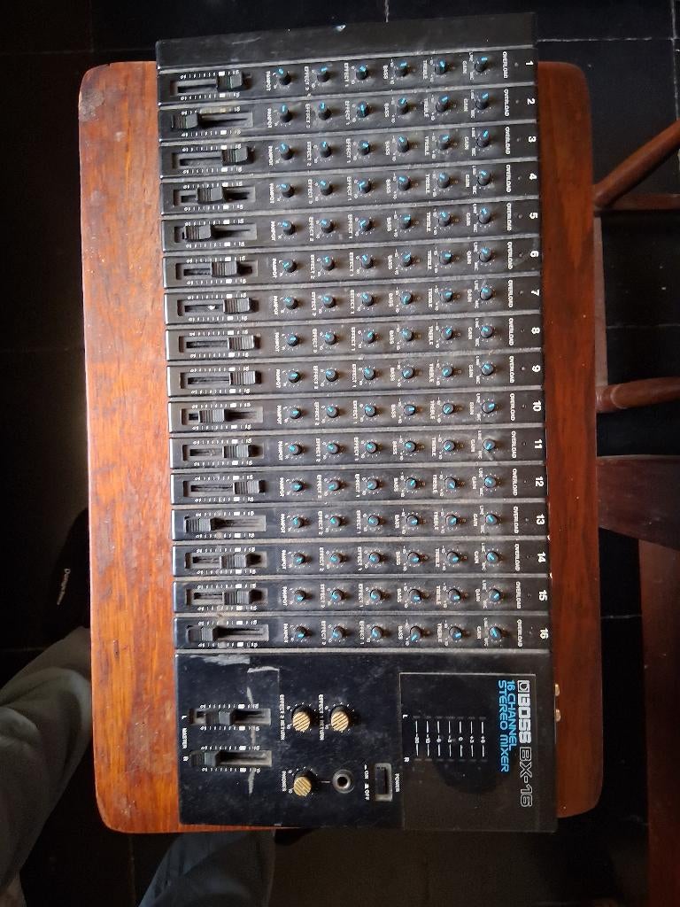 Table de mixage, Enlèvement ou Envoi, Utilisé