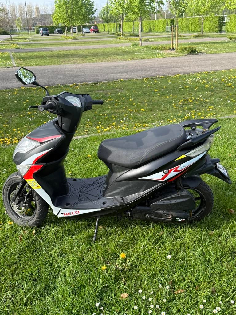 Scooter neco one 12r, Fietsen en Brommers, Ophalen, Gebruikt, Overige modellen, Klasse A (25 km/u)