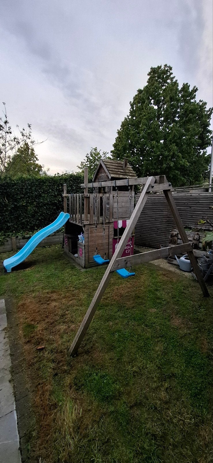 speelhuisje te koop, Enlèvement, Utilisé, Toboggan