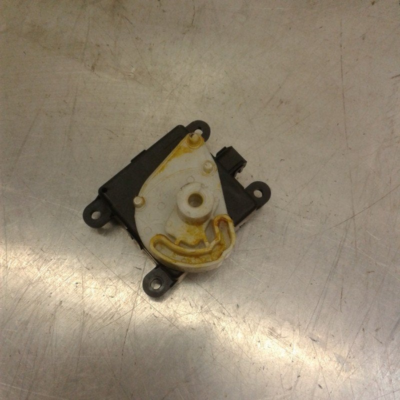 KACHELSTELMOTOR Nissan 350 Z (Z33) (|3K01030840|), Gebruikt, Nissan