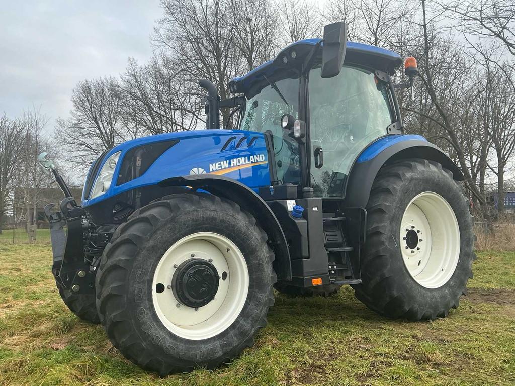 New Holland - 2023 - T6.145 - Vierwielaangedreven landbouwtr, Gebruikt, New Holland