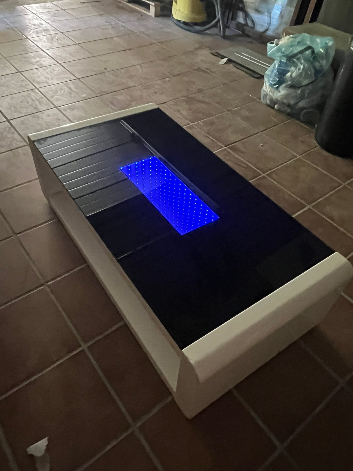 Table de salon | Table basse, 100 à 150 cm, Modern / Gaming, Enlèvement, Utilisé