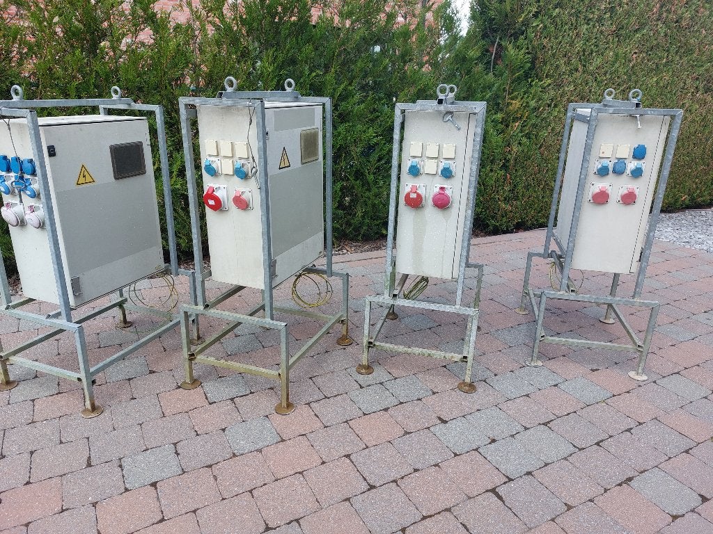 werfkasten, Doe-het-zelf en Bouw, Ophalen, Zo goed als nieuw
