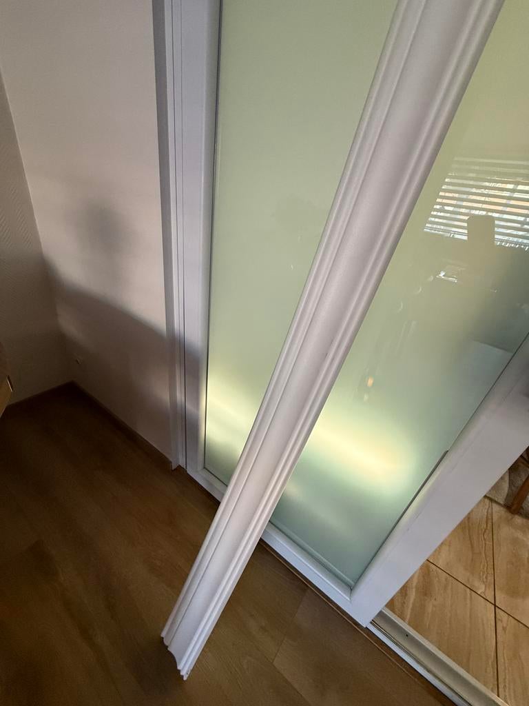 Kroonlijst (2m) x 25 aantal, Ophalen, Zo goed als nieuw