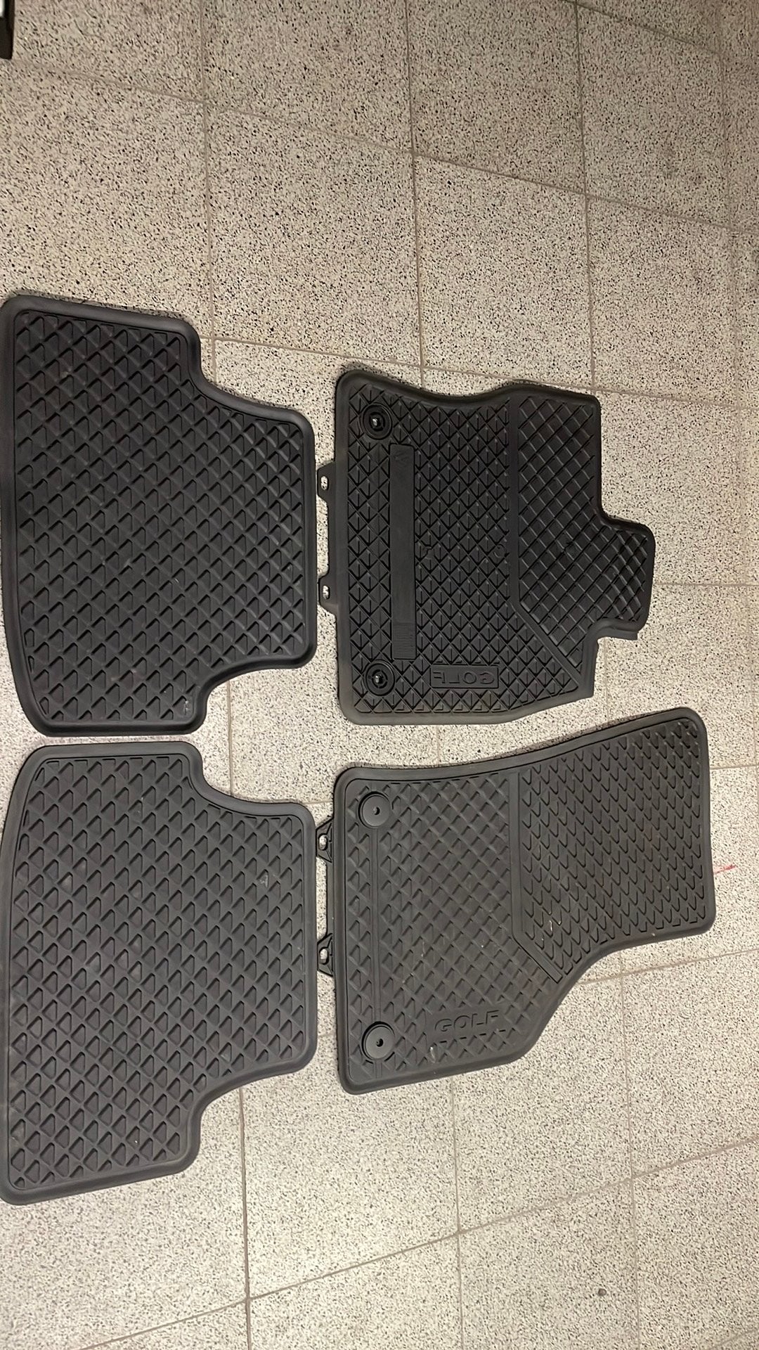 Rubber matten Golf 7, Ophalen, Zo goed als nieuw