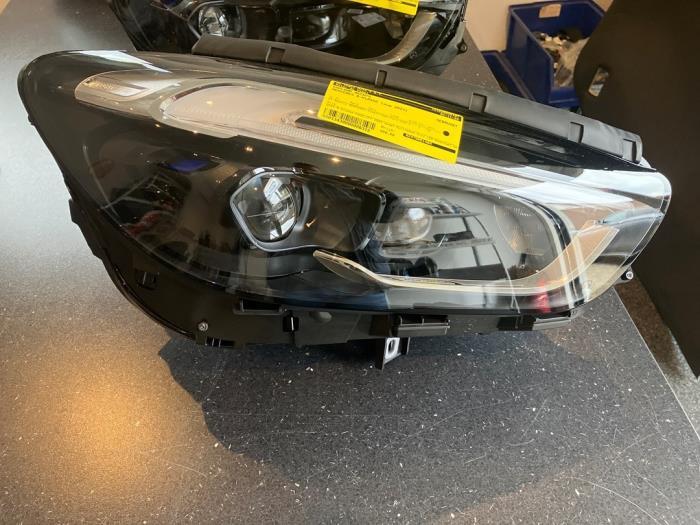 Koplamp rechts van een Mercedes B-Klasse, Auto-onderdelen, Verlichting, Gebruikt, -, Ophalen of Verzenden, -