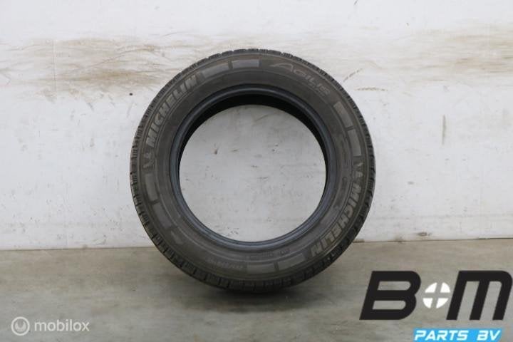 1 x 2056516 107/105T Michelin Agilis Alpin 5.5mm 205 65 16, Gebruikt, Band(en)