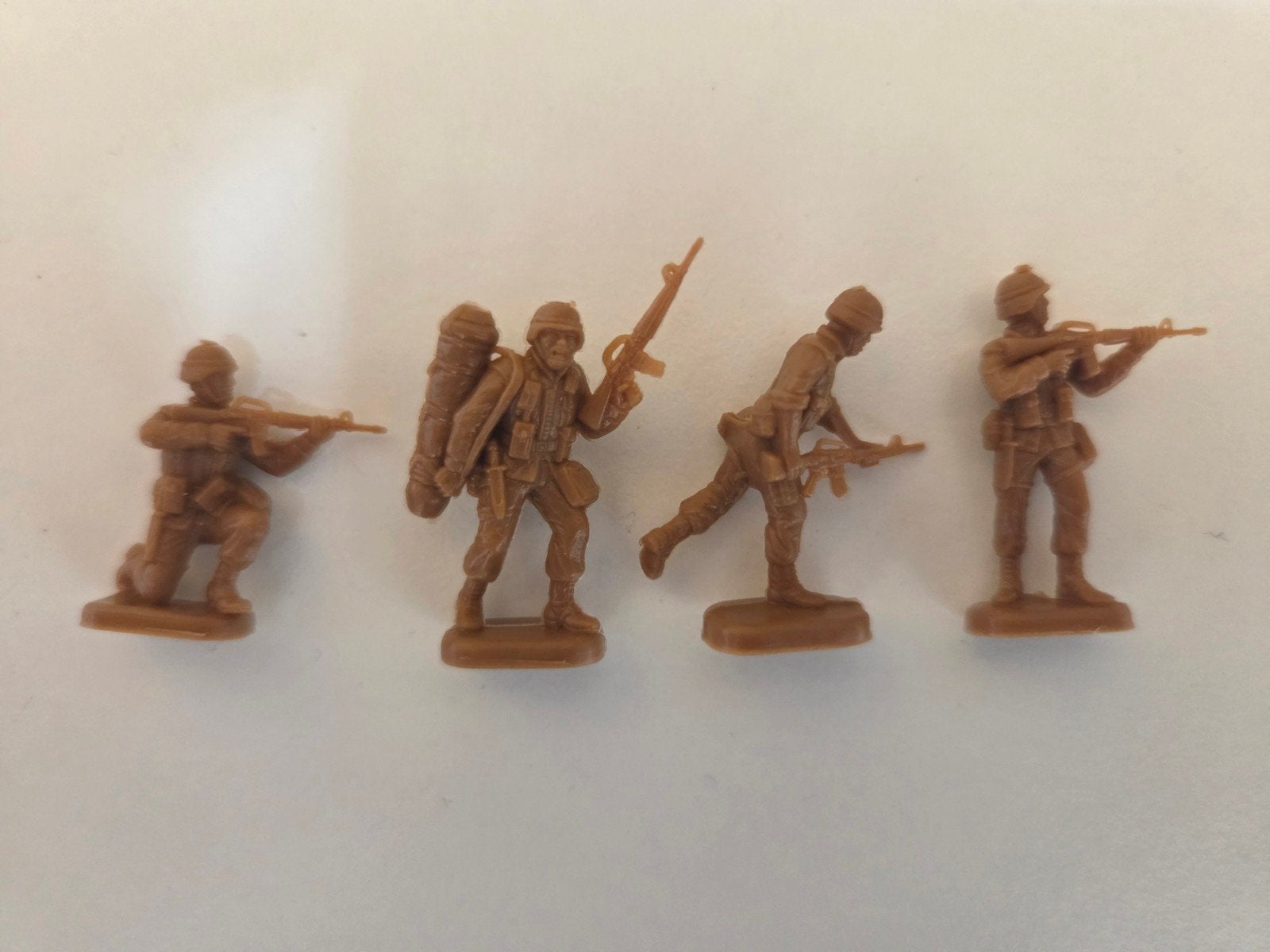 Groot lot mini plastieken soldaatjes (schaal 1/72), Ophalen of Verzenden, Diorama