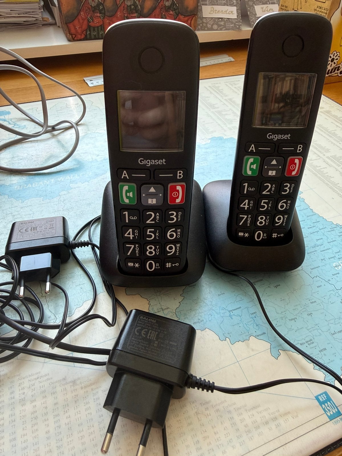 2 looptelefoons. Grote toetsen, Telecommunicatie, Ophalen of Verzenden, Gebruikt, 2 handsets