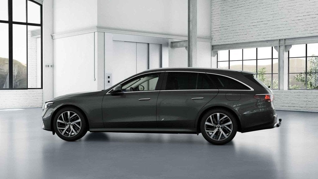 Mercedes-Benz E-Klasse 300 E Break Luxury Line Trekhaak | Di, Autos, Argent ou Gris, Achat, Carnet d'entretien, 5 portes
