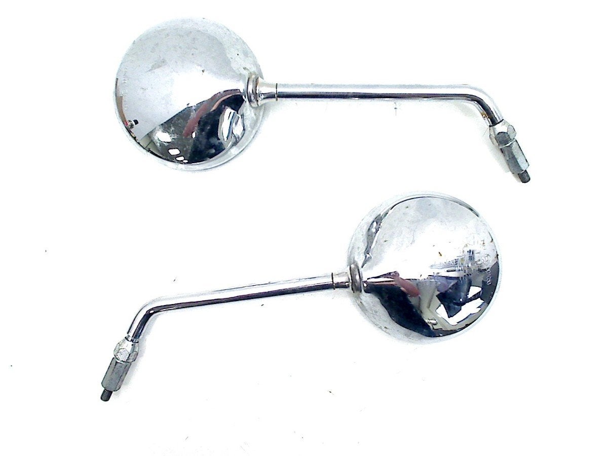 SPIEGEL LINKS + RECHTS Piaggio, Dhr. S. di Majo, Gebruikt, Info@cama-motorparts.nl, P.J. Troelstraweg 8 8
3144 CX  MAASSLUIS, NL