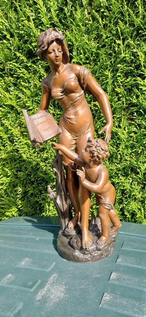 Bronzen beeld, Enlèvement