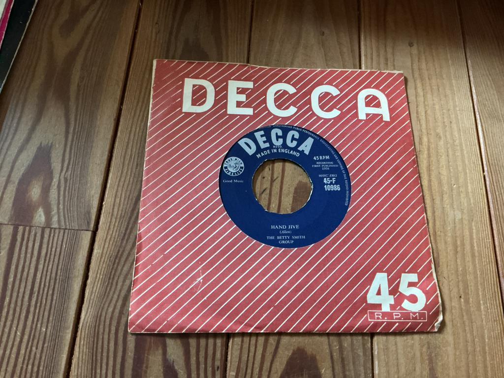 7” The Betty Smith Group - handjive, Ophalen of Verzenden, Gebruikt