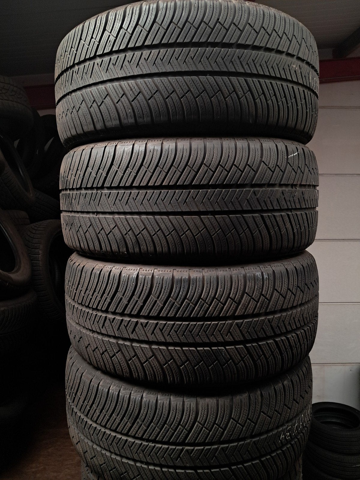 Démo hivernale 2554519 255/45R19 255/45/19, Enlèvement