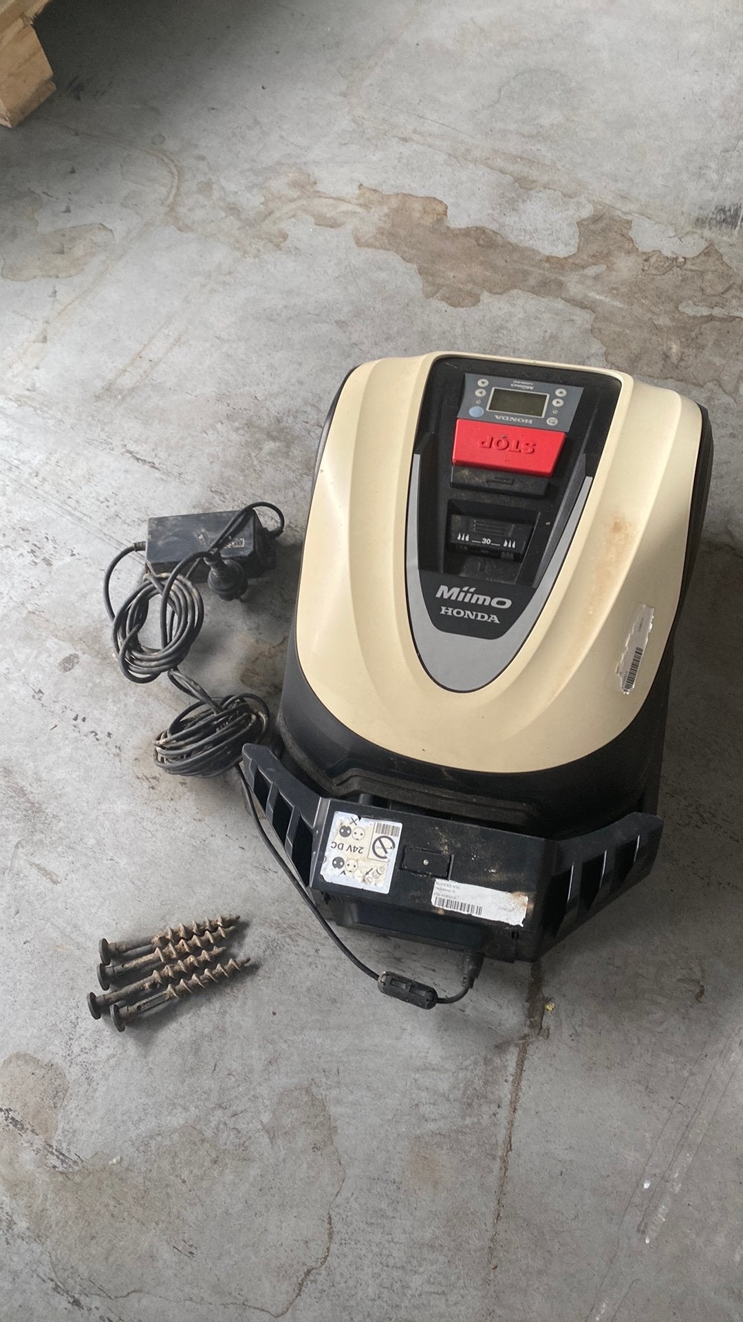 Honda Miimo HRM 40, Jardin & Terrasse, Tondeuses robotisées, Enlèvement, Utilisé, Plus de 25 cm