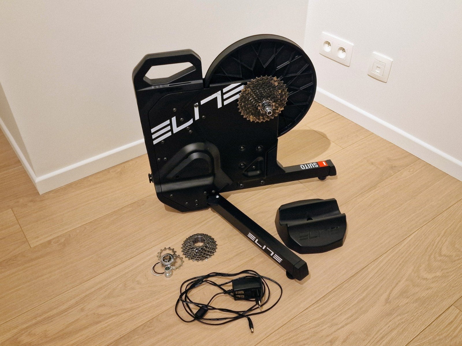 Elite Suito, Ophalen, Gebruikt