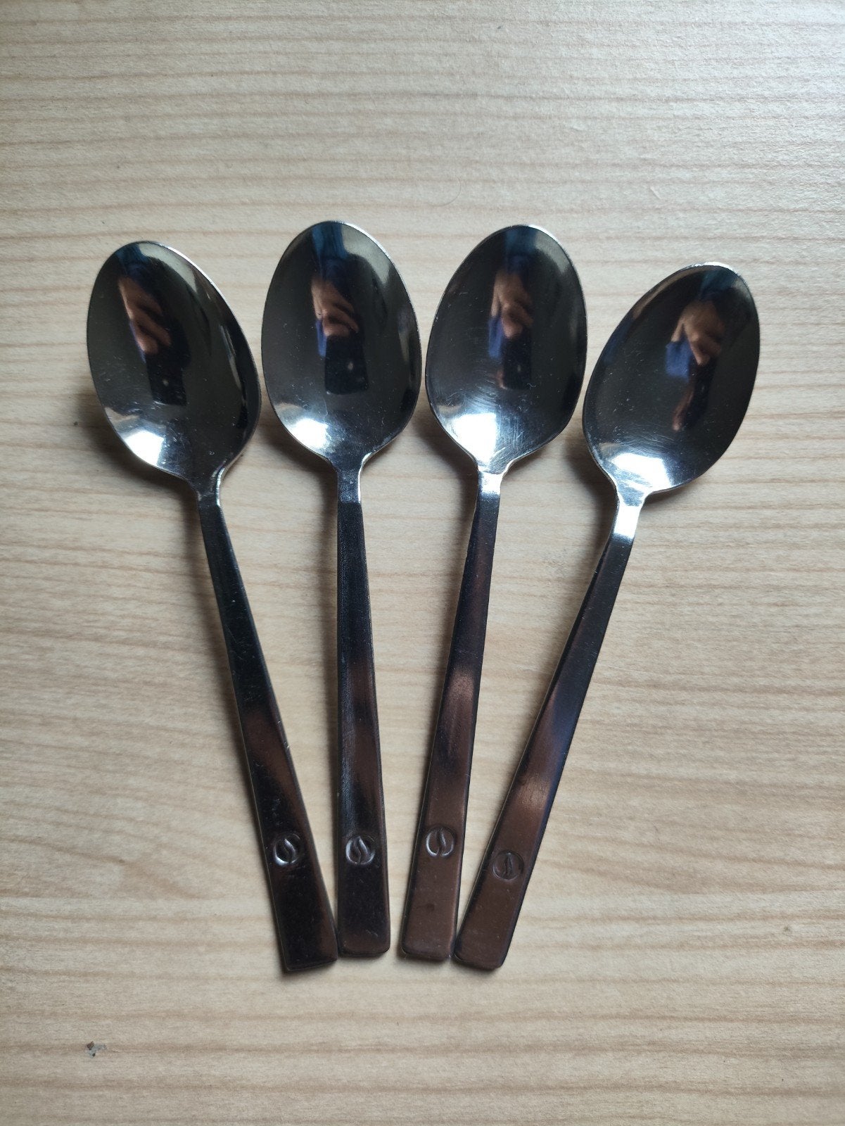 4 lepels van Sabena, Ophalen
