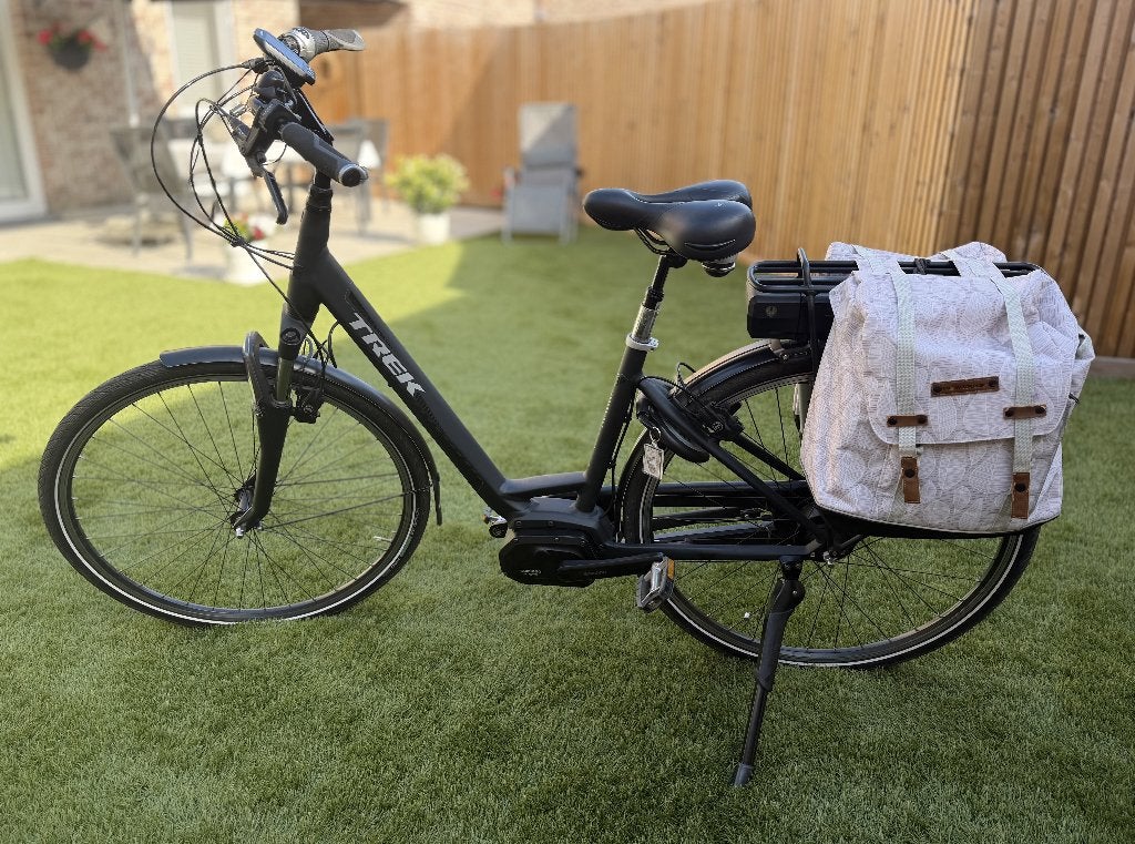 Elektrische damesfiets Trek LM500+ Lowstep, Fietsen en Brommers, Velgrem, Versnellingen, Zo goed als nieuw, Minder dan 47 cm