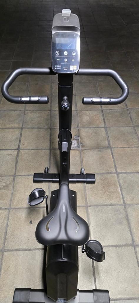 DOMYOS EB 520 B – Vélo d’appartement connecté et auto-alimen, Sport en Fitness, Fitnessapparatuur, Ophalen