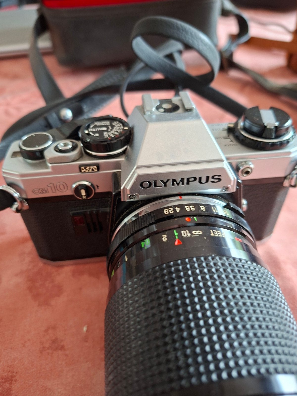 Lot Argentique OlympusOM-10+Objectf Rar Vivitar S1+Flash+Sac, Enlèvement ou Envoi, Comme neuf, Olympus