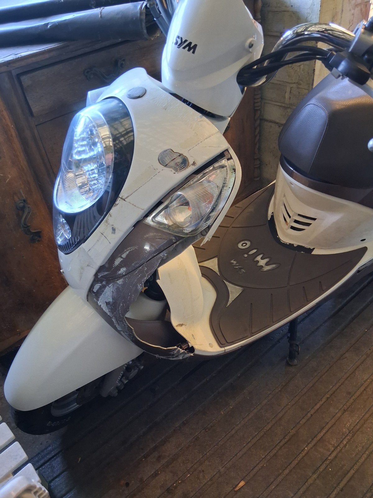 Voorkap gezocht voor Sym mio, Vélos & Vélomoteurs, Scooters | SYM, Enlèvement ou Envoi, Mio