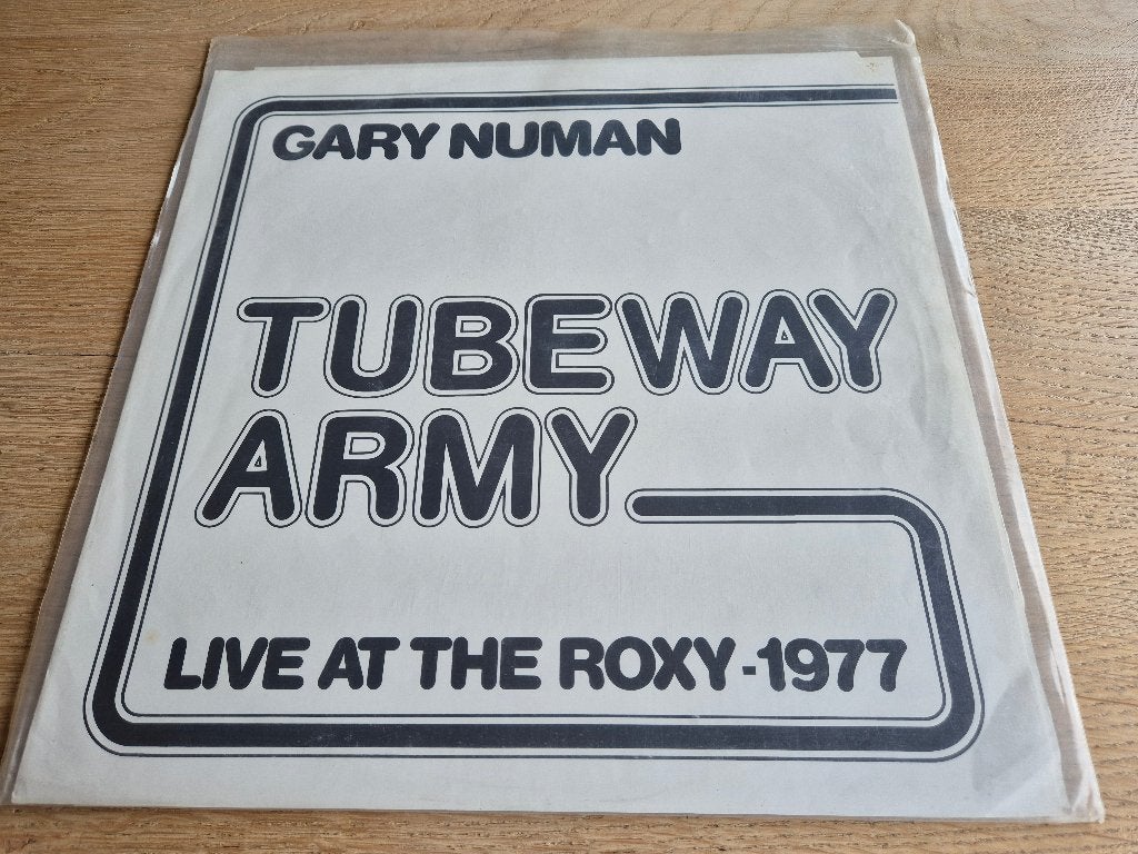 Gary numan live, Enlèvement ou Envoi, LP