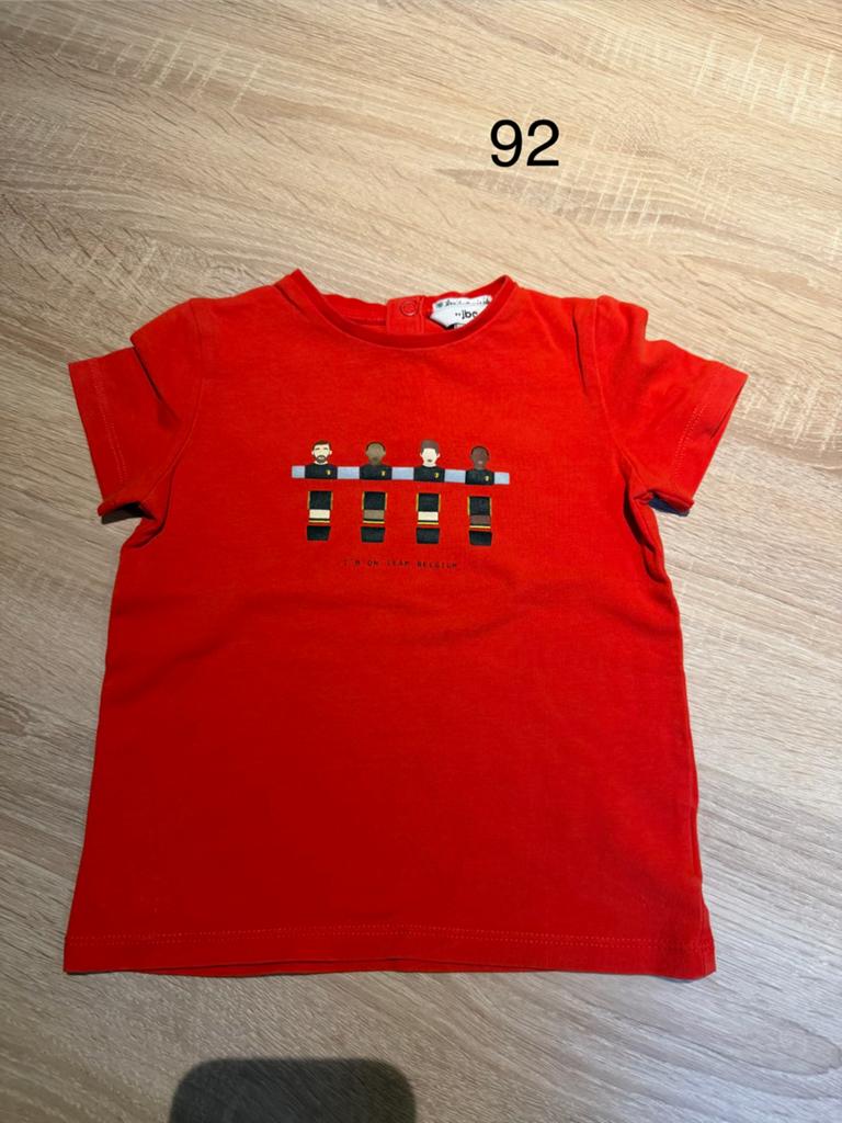 T-shirt rode duivels maat 92, Enfants & Bébés, Vêtements enfant | Taille 92, Enlèvement, Comme neuf
