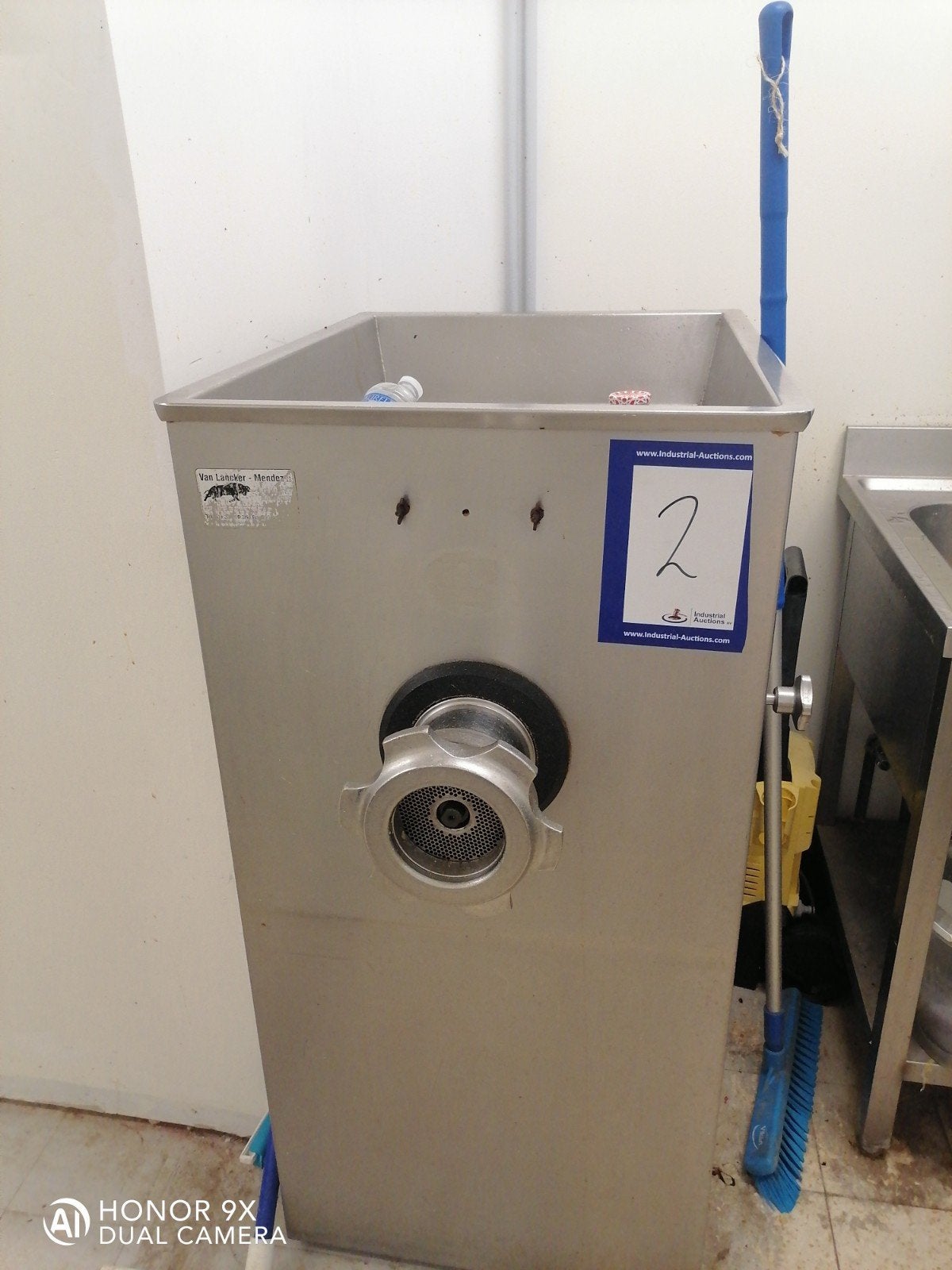 Hachoir professionnel, Autres types, Espace commercial