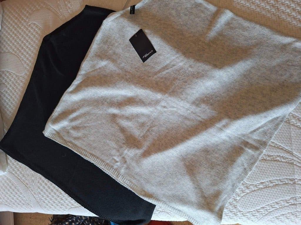 2 poncho’s, Ophalen of Verzenden, Nieuw, Grijs