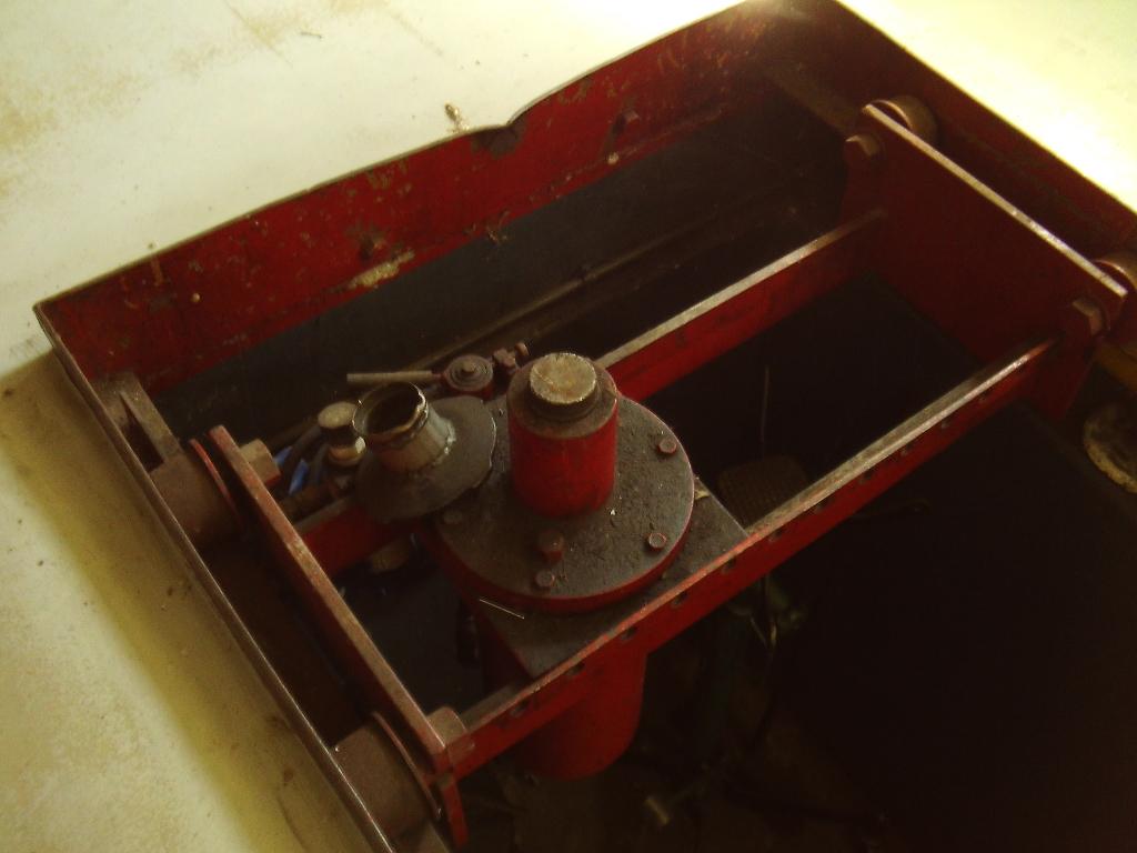 PIT-JACK ROBUSTE, Autos : Divers, Prises, Enlèvement, Utilisé, Pneumatique, Cric de garage