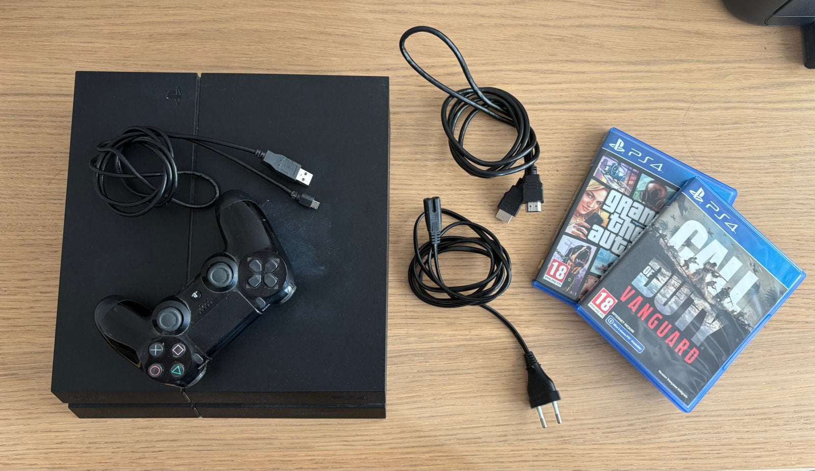 PS4 500 Go CUH-1216A (FAT) + Manette + GTA V + COD Vanguard, 500 GB, Avec 1 manette, Enlèvement, Utilisé
