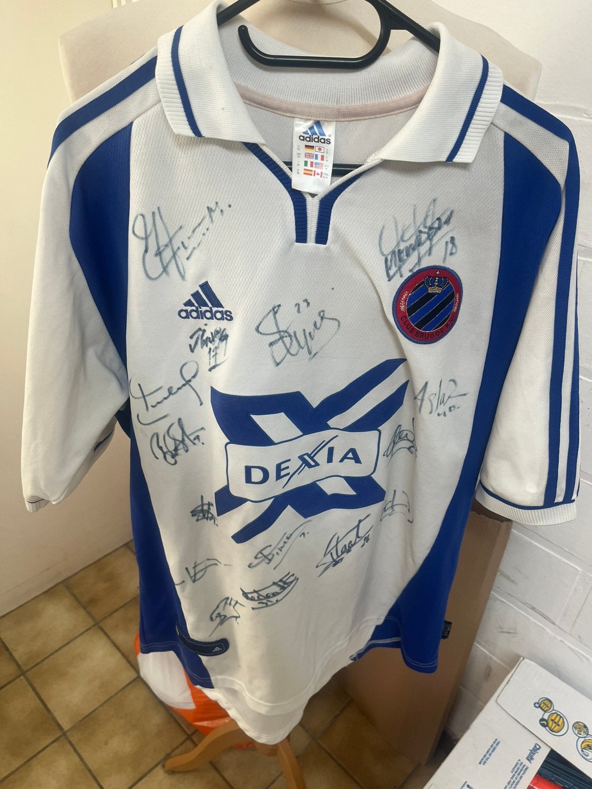 Maillot signé du Club Brugge, Enlèvement ou Envoi, Comme neuf, Maillot