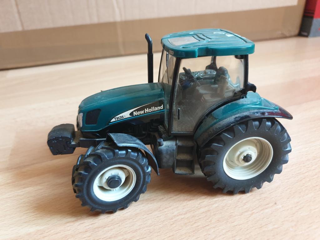 Britains New Holland TS135A 1/32, Ophalen of Verzenden, Gebruikt, Britains