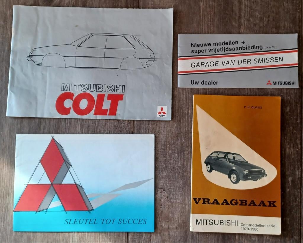 Oude documentatie Mitsubishi, Ophalen of Verzenden