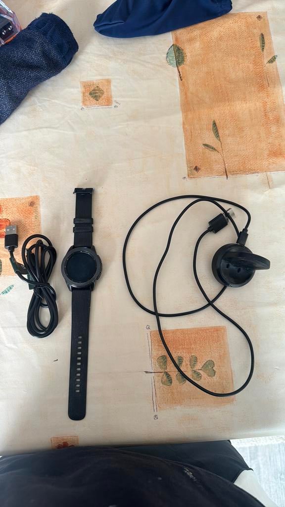 Samsung galaxy watch (heren) 43cm, Ophalen, Gebruikt, Zwart, Waterdicht