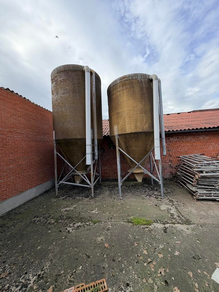 Verschillende silo’s, Zakelijke goederen, Landbouw | Veevoer, Ophalen