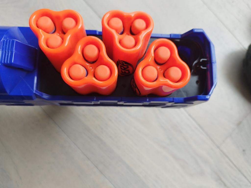 Nerf wapen, Ophalen