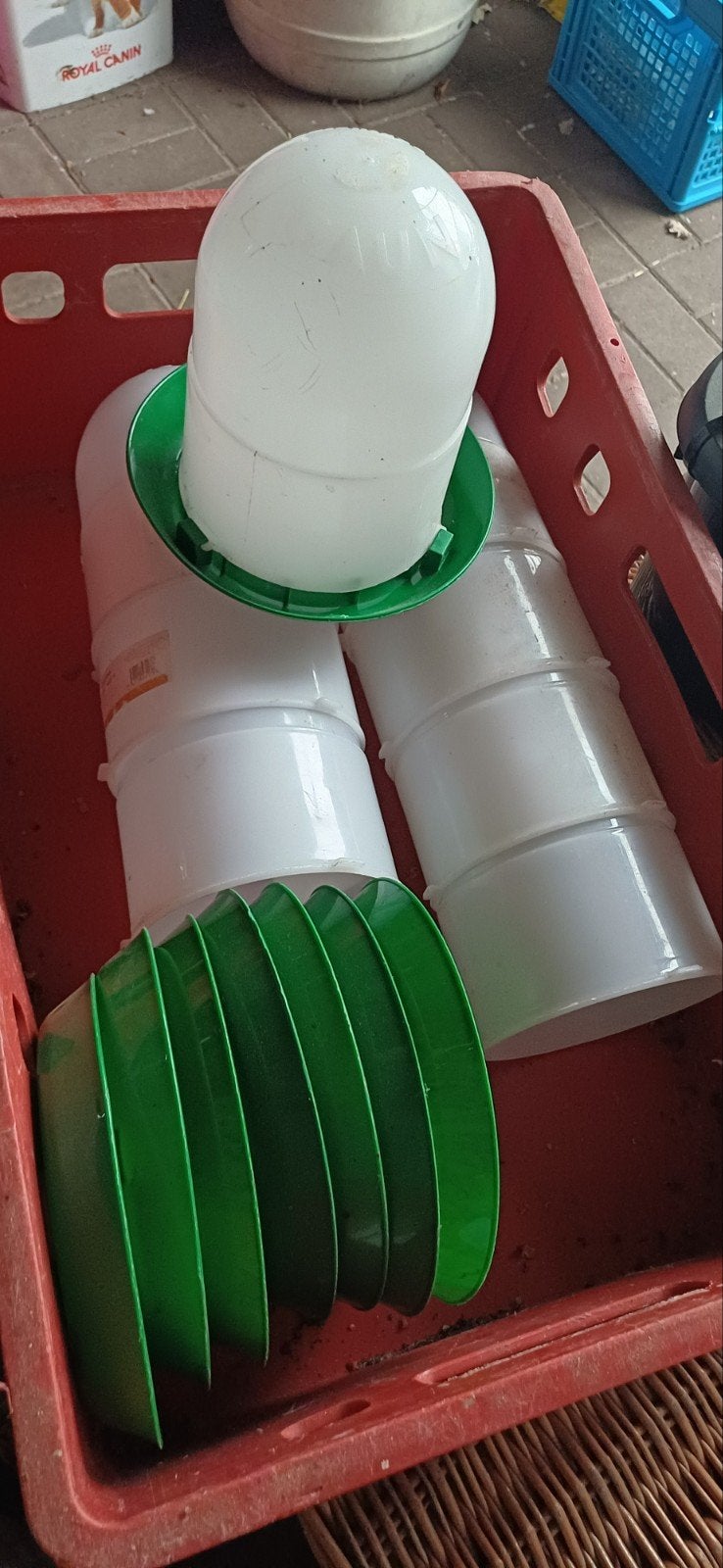 8x kuikenvoederbak/silo 2kg, Animaux & Accessoires, Enlèvement, Utilisé, Abreuvement et Alimentation