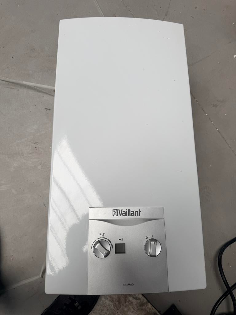 Vaillant Turbo Mag 14,., Enlèvement, Utilisé, Gaz naturel, Chauffe-eau