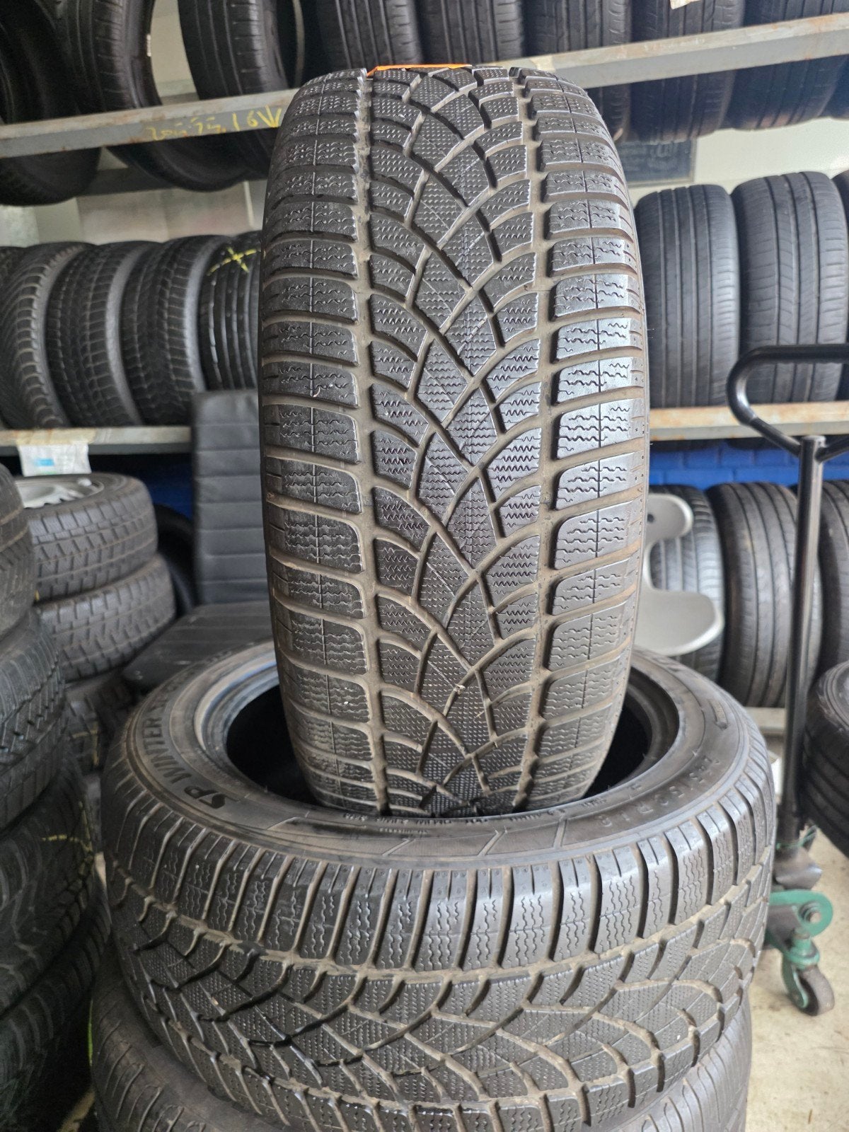 245 50 18 Dunlop avec montage et équilibrage, Enlèvement
