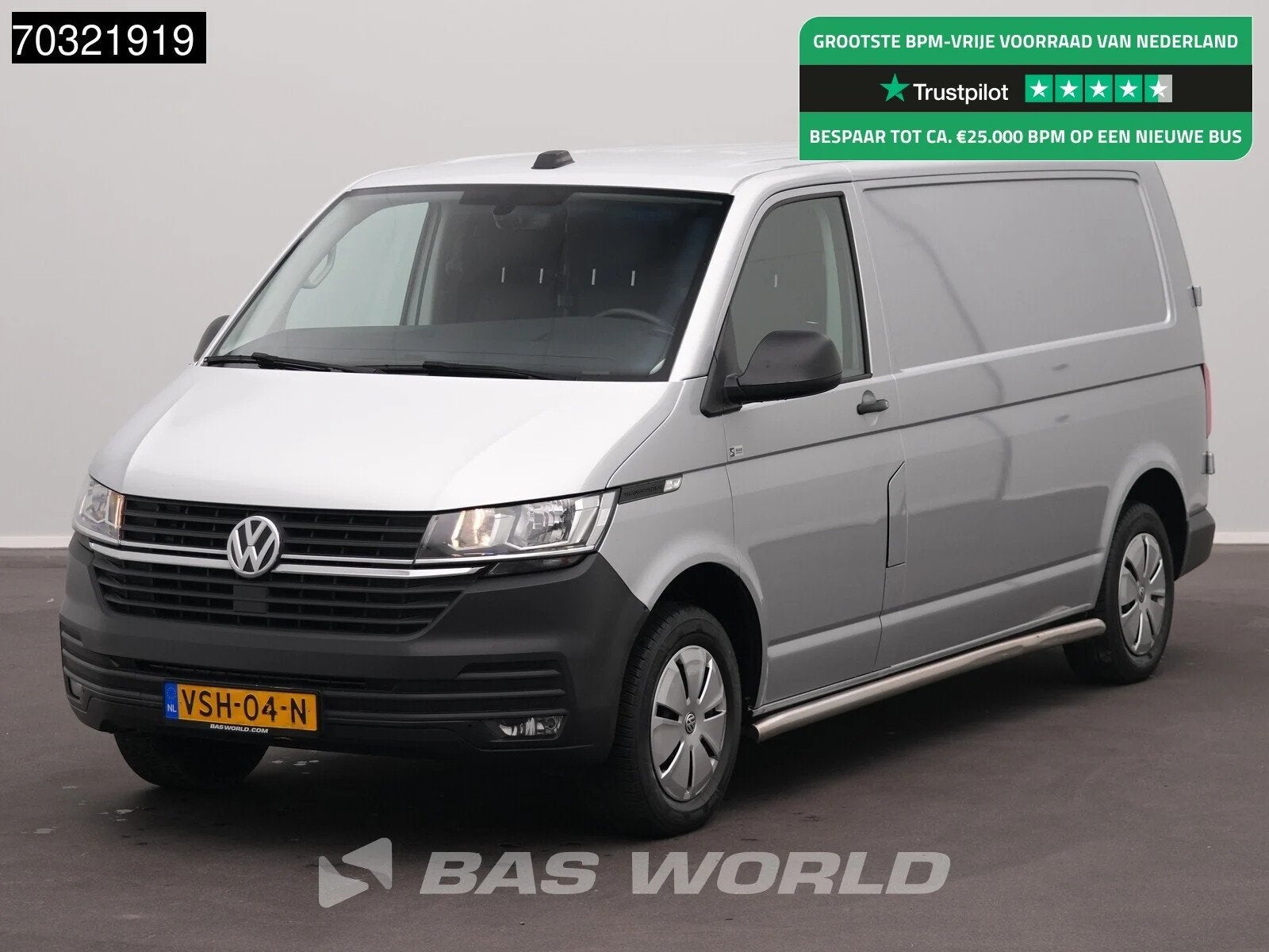 Volkswagen Transporter 110pk L2H1 Trekhaak Navi Airco Cruise, Auto's, Multifunctioneel stuurwiel, Stof, Gebruikt, Euro 6