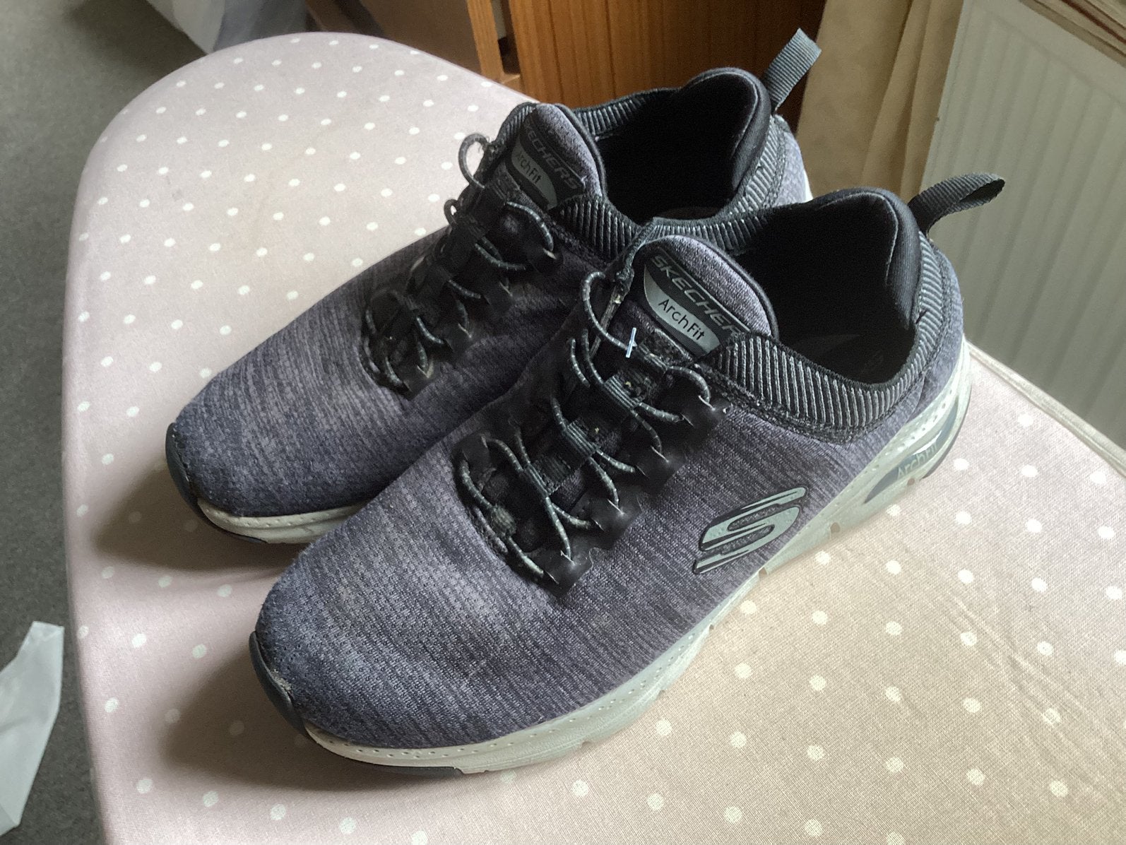 Chaussures Skechers, Enlèvement ou Envoi, Utilisé, Chaussures